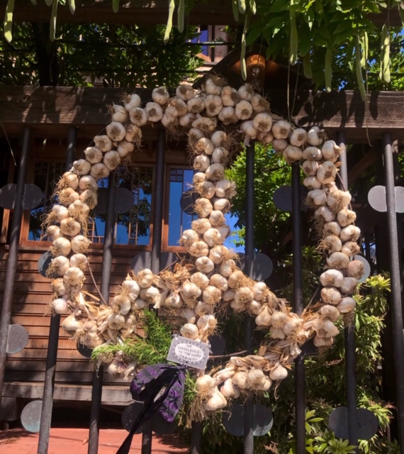 garlic peace in honor of gilroy